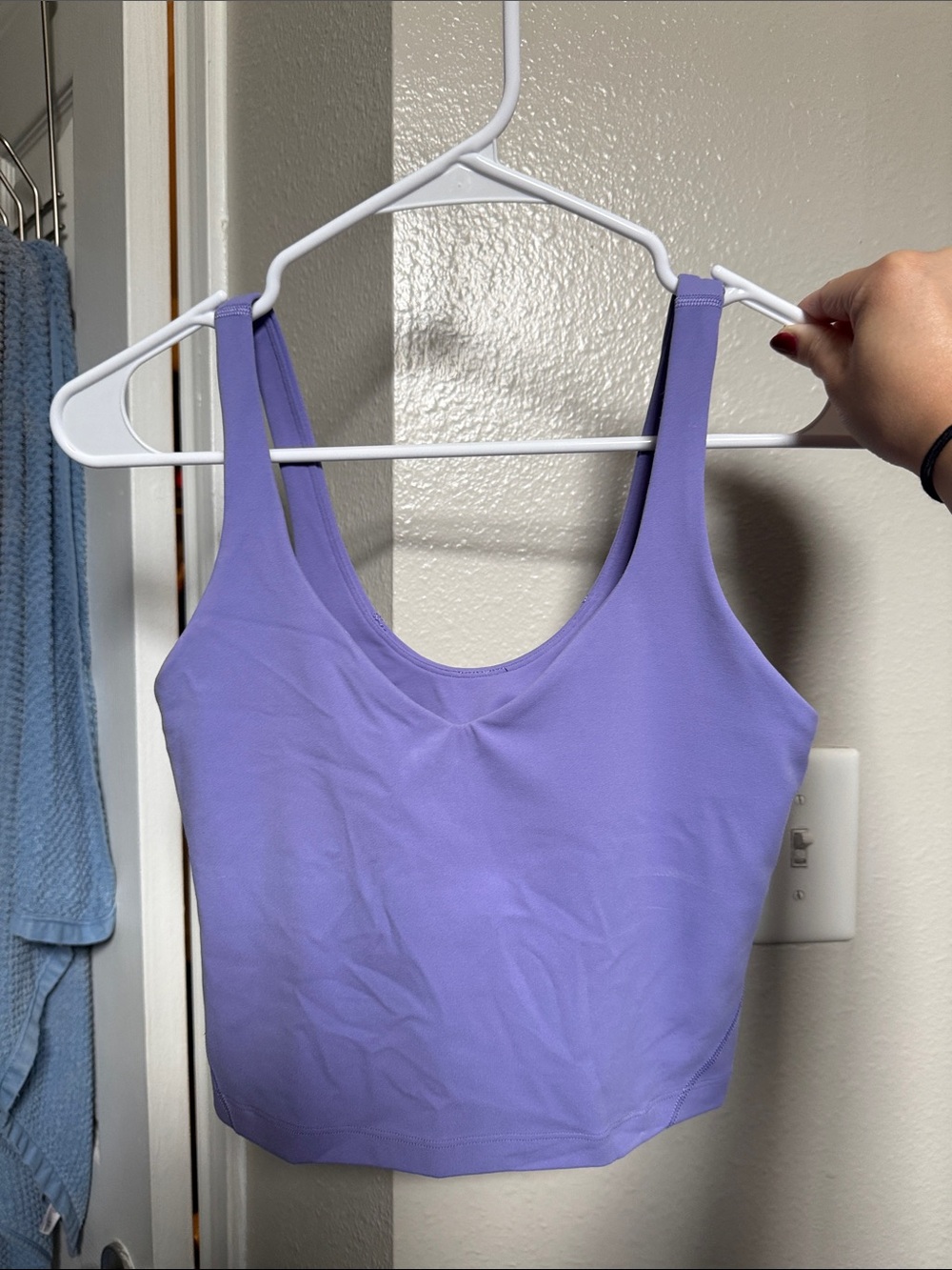 Lululemon Lilac Cropped Athletic Tank Top